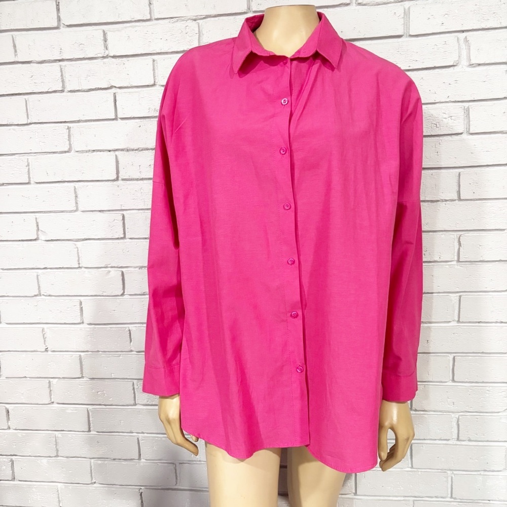 Big Dart Women's Pink‎ Button-Up Shirt